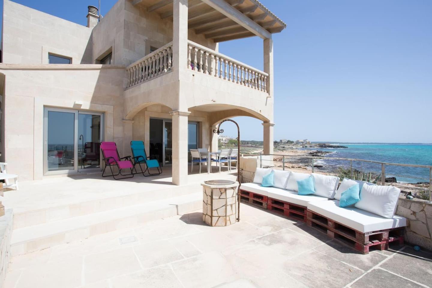Maison Ses Covetes Luaran gambar